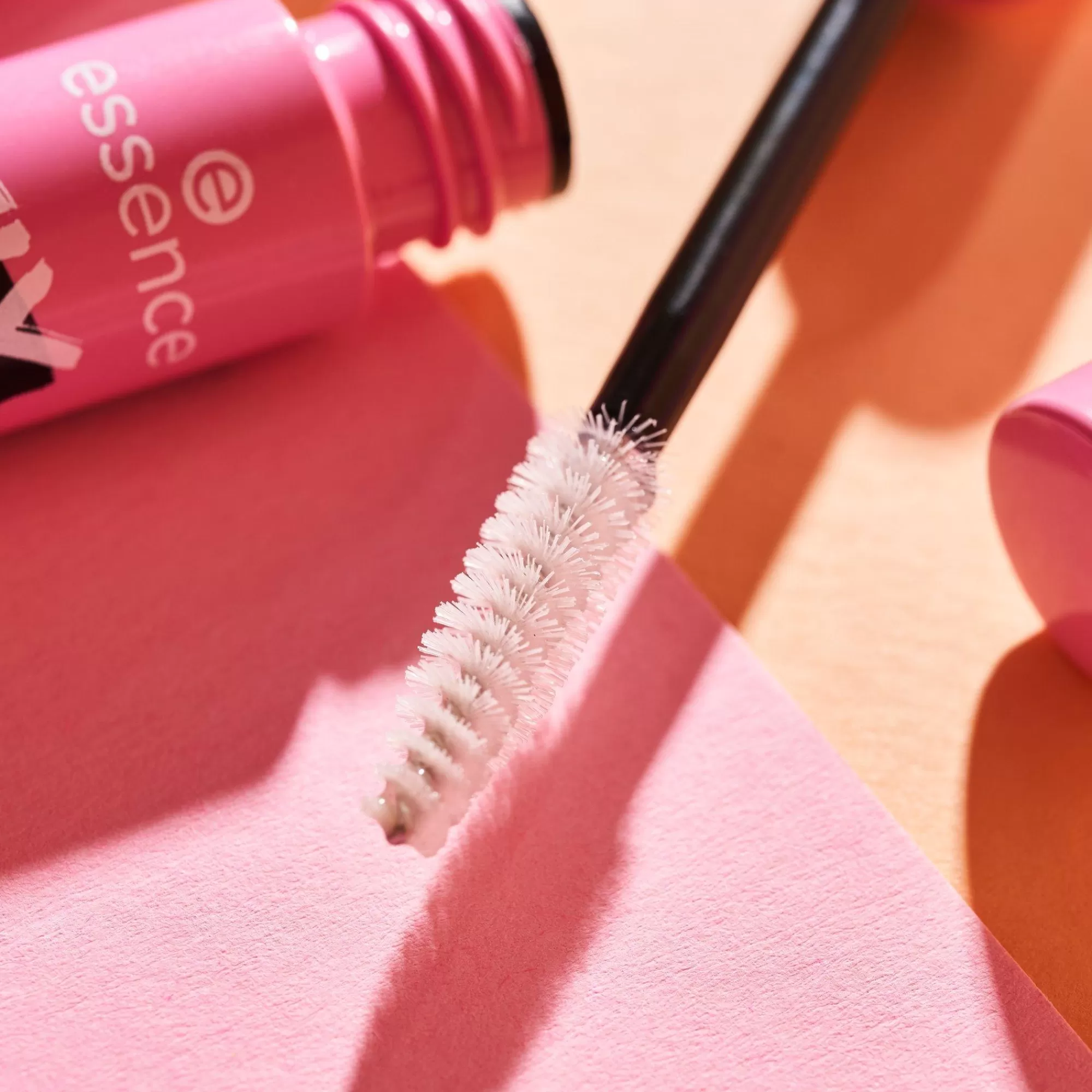 essence Sopracciglia | FIX IT LIKE A BOSS TRANSPARENT BROW FIXING GEL SOPRACCIGLIA